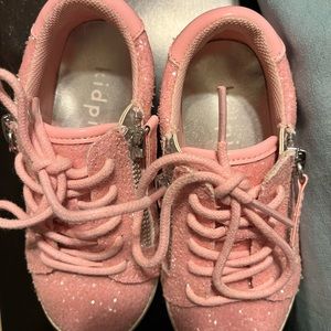 Toddler Girls size 9 kidpik pink sparkly sneakers